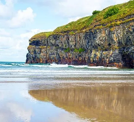 Pegs * Limerick Junction