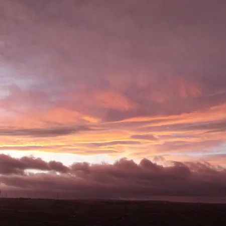 Pegs بيت للعطل